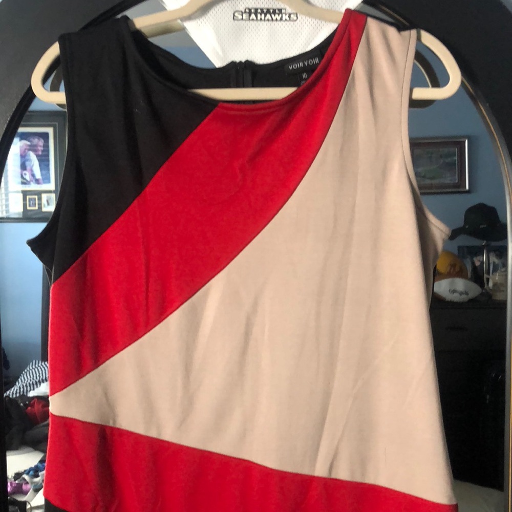Dress - Picture 2 of 5